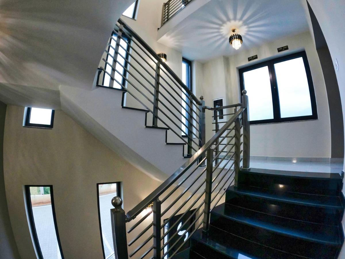 Hotel Braxton Shupenze Екстер'єр фото